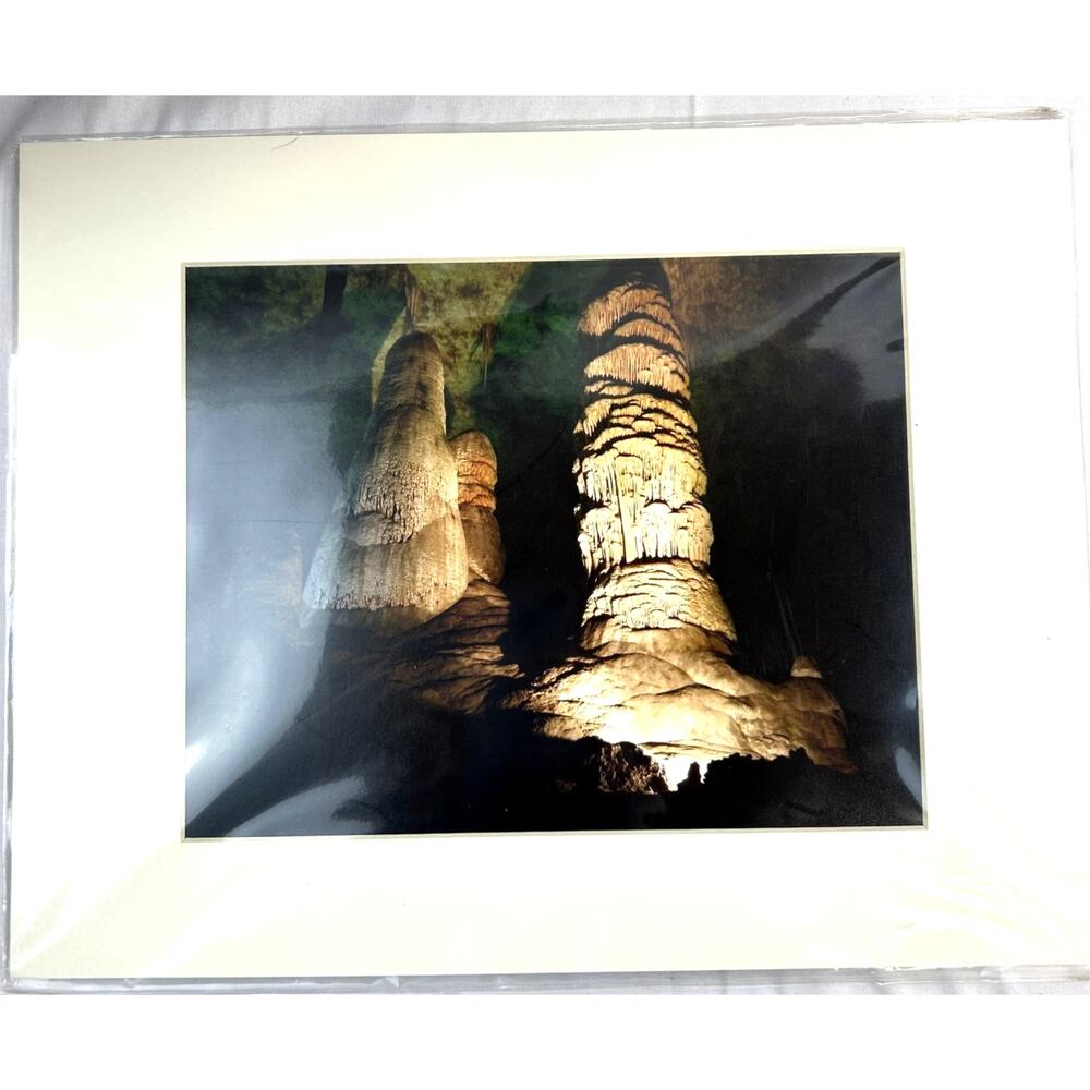 SKU2452 Carlsbad Caverns New Mexico Signed 8x10 Photo 11x14 Mat Cave Stalactites